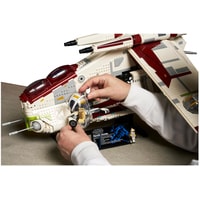 LEGO Star Wars 75309 Боевой корабль Республики Image #34