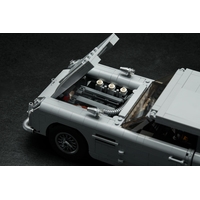 LEGO Creator 10262 James Bond Aston Martin DB5 Image #6