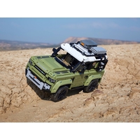 LEGO Technic 42110 Land Rover Defender Image #19