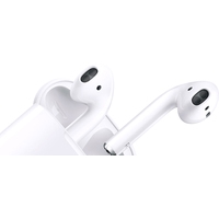 Apple AirPods 2 в зарядном футляре Image #4