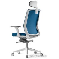 Bestuhl J1 White Pl с подголовником и подлокотником (голубая сетка/голубая ткань) Image #8