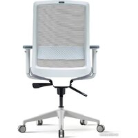 Bestuhl S30 White Pl без подголовника и рег. подлокотником (черная сетка/серая ткань) Image #5
