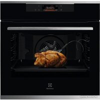 Electrolux AssistedCooking SENSE 800 KOEBP39WX