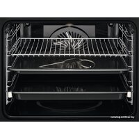 Electrolux EOE7P31Z Image #2