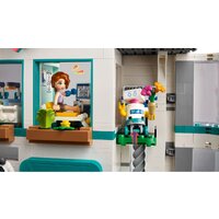 LEGO Friends 42621 Городская больница Хартлейк Image #8