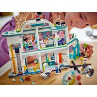 LEGO Friends 42621 Городская больница Хартлейк Image #11