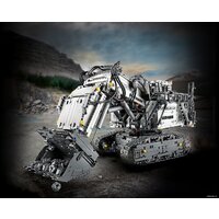 LEGO Technic 42100 Экскаватор Liebherr R 9800 Image #18