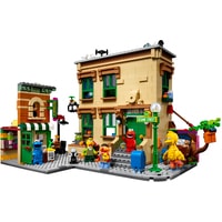 LEGO Ideas 21324 Улица Сезам, 123 Image #3