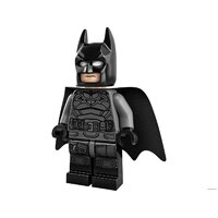 LEGO DC Super Heroes 76181 Бэтмобиль: погоня за Пингвином Image #2