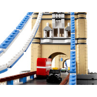 LEGO 10214 Tower Bridge Image #7