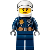 LEGO City 60243 Погоня на полицейском вертолете Image #16