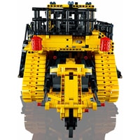 LEGO Technic 42131 Бульдозер Cat D11 на пульте управления Image #6
