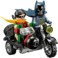 LEGO DC Comics Super Heroes 76052 Логово Бэтмена Image #10