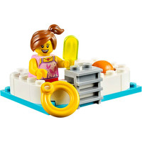 LEGO 10686 Family House Image #9