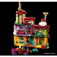 LEGO Disney Princess 43202 Дом семьи Мадригал Image #5