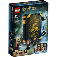 LEGO Harry Potter 76397 Учеба в Хогвартсе: Урок защиты Image #1