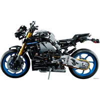 LEGO Technic 42159 Yamaha MT-10 SP Image #3