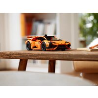 LEGO Technic 42196 Lamborghini Huracan Tecnica Orange Image #11