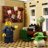 LEGO Creator 10278 Полицейский участок Image #31