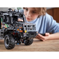 LEGO Technic 42129 Полноприводный грузовик Mercedes-Benz Zetros Image #25