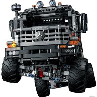 LEGO Technic 42129 Полноприводный грузовик Mercedes-Benz Zetros Image #11