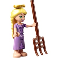 LEGO Disney Princess 43195 Королевская конюшня Белль и Рапунцель Image #5