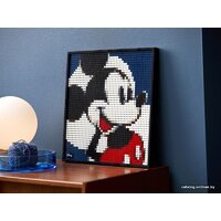 LEGO Disney 31202 Disney's Mickey Mouse Image #11