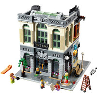 LEGO 10251 Brick Bank Image #2