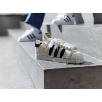 LEGO 10282 Кроссовки adidas Originals Superstar Image #10