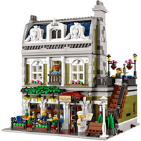 LEGO 10243 Parisian Restaurant Image #3