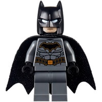LEGO DC Super Heroes 76160 Мобильная база Бэтмена Image #23
