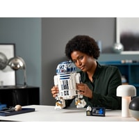 LEGO Star Wars 75308 R2-D2 Image #13