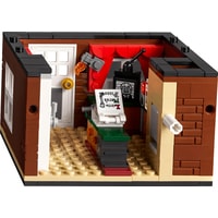 LEGO Ideas 21330 Один дома Image #33