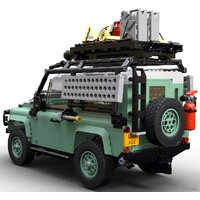 LEGO Icons 10317 Land Rover Classic Defender 90 Image #3