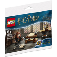 LEGO Harry Potter 30392 Учебный стол Гермионы Image #1