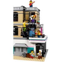 LEGO Creator 10260 Ресторанчик в центре Image #8