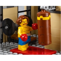 LEGO Creator 10260 Ресторанчик в центре Image #16