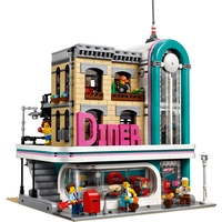 LEGO Creator 10260 Ресторанчик в центре Image #3