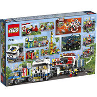 LEGO 10244 Fairground Mixer Image #3