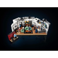 LEGO Ideas 21328 Seinfeld Image #31