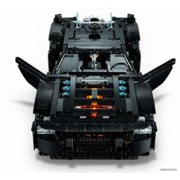 LEGO Technic 42127 Бэтмен: Бэтмобиль Image #9