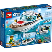 LEGO City 60221 Яхта для дайвинга Image #1