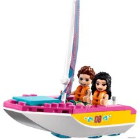 LEGO Friends 41681 Лесной дом на колесах и парусная лодка Image #17