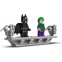 LEGO DC Batman 76240 Бэтмобиль Тумблер Image #7