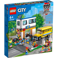 LEGO City 60329 День в школе Image #1