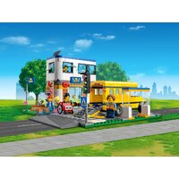 LEGO City 60329 День в школе Image #32