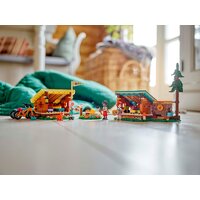Конструктор LEGO Friends 42624 Лагерь приключений: Уютные домики - Изображение №11 — Chaika Market