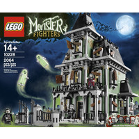 LEGO 10228 Haunted House Image #2