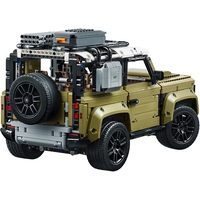 LEGO Technic 42110 Land Rover Defender Image #6