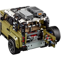 LEGO Technic 42110 Land Rover Defender Image #10
